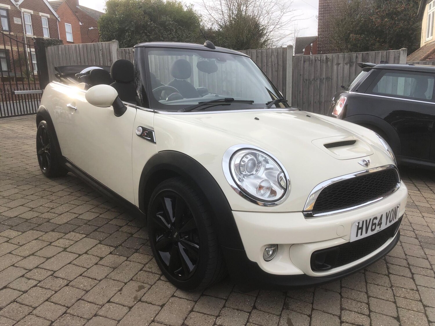 Used MINI Convertible 2014 for sale - 78115974: Photo 34