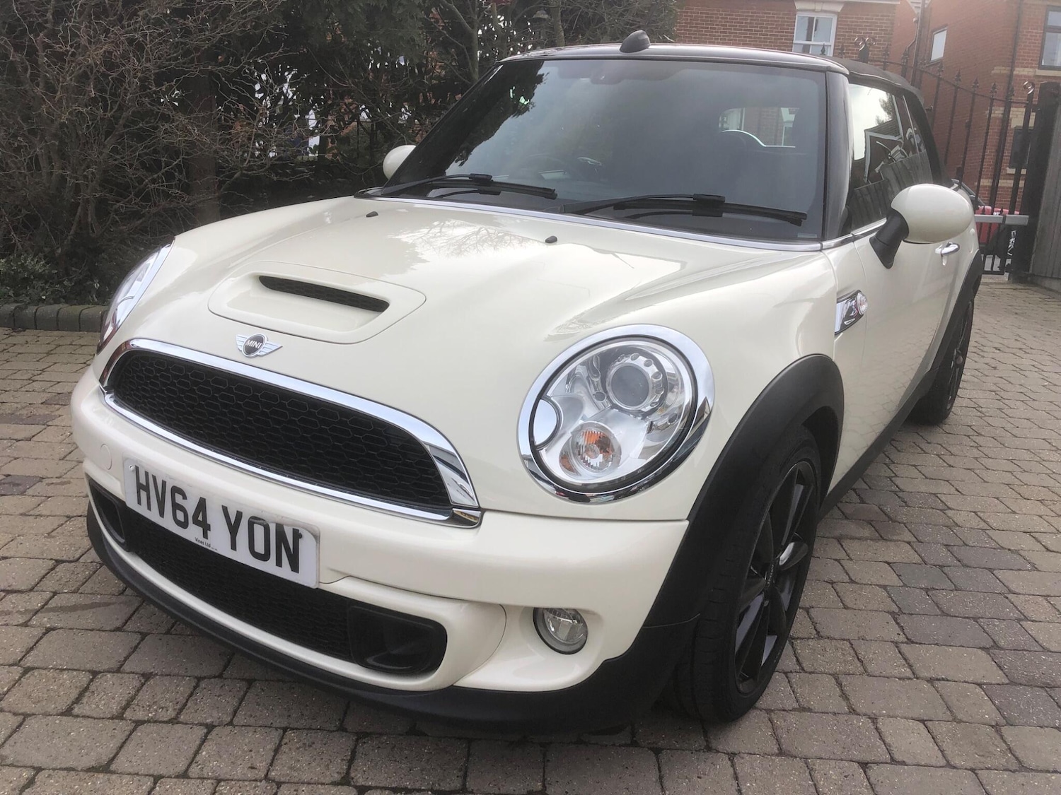 Used MINI Convertible 2014 for sale - 78115974: Photo 4