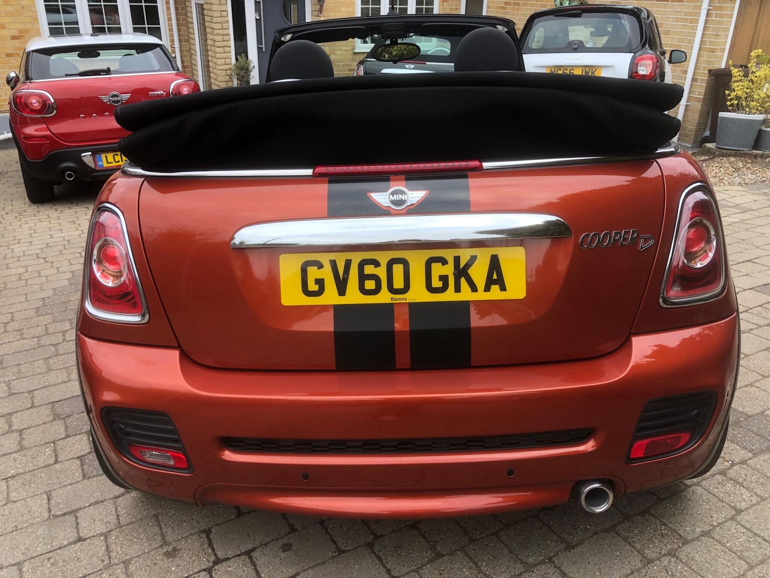 Used MINI Convertible 2011 for sale - 78115306: Photo 10