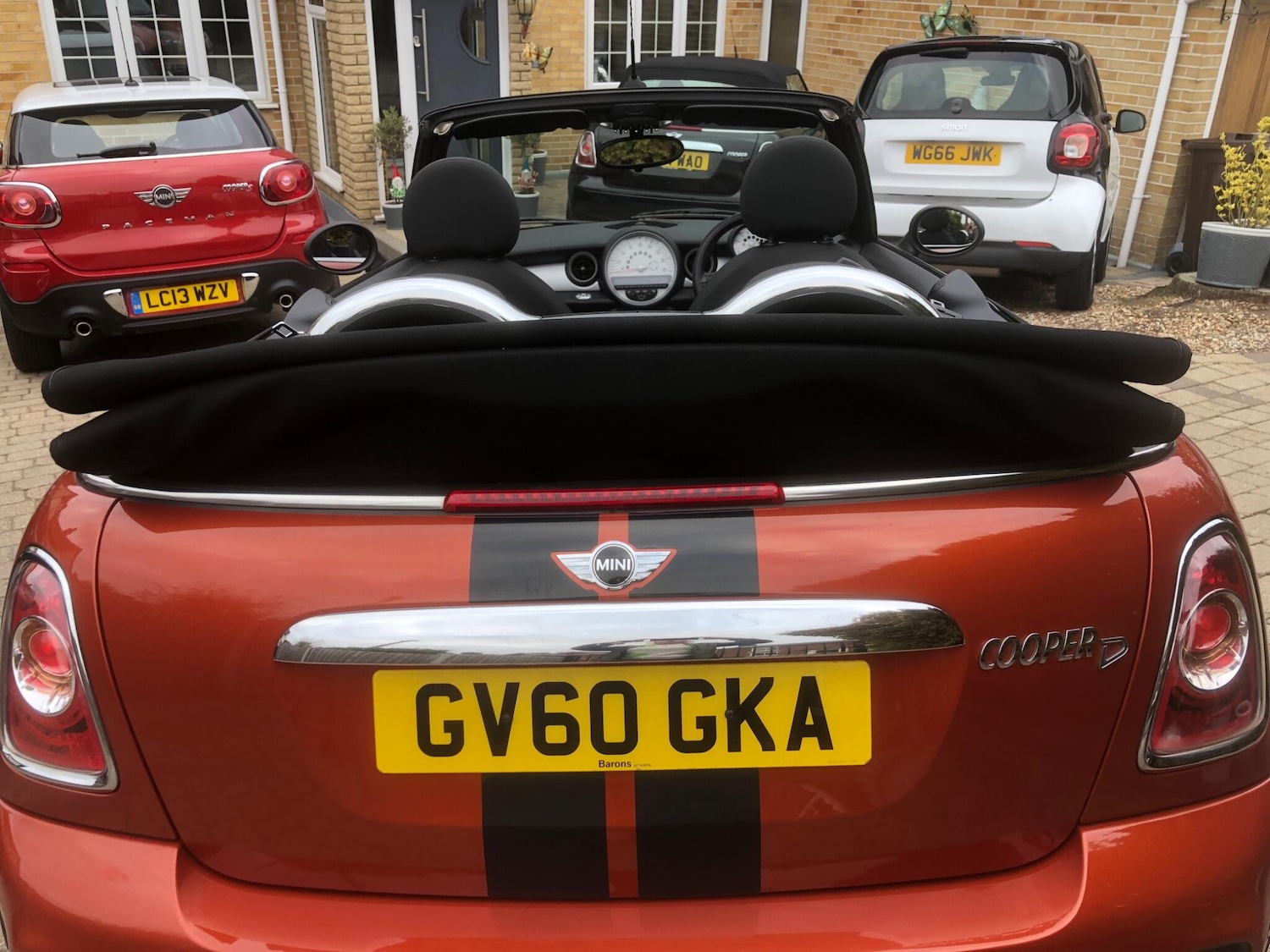 Used MINI Convertible 2011 for sale - 78115306: Photo 11