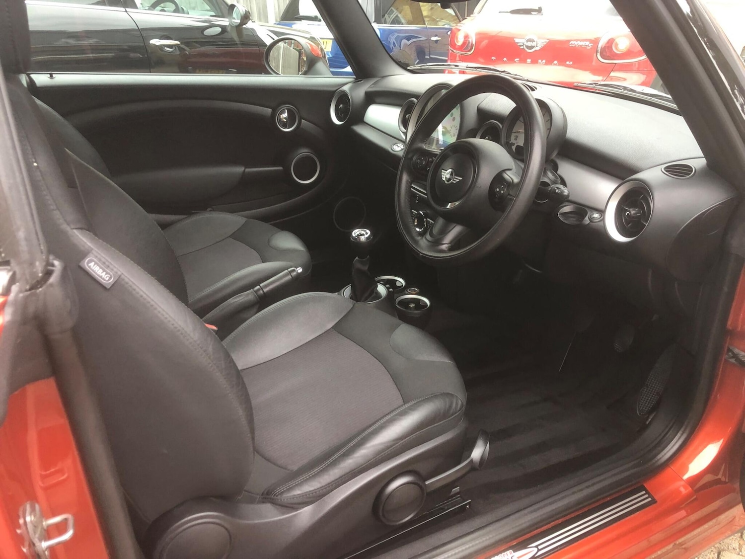 Used MINI Convertible 2011 for sale - 78115306: Photo 15