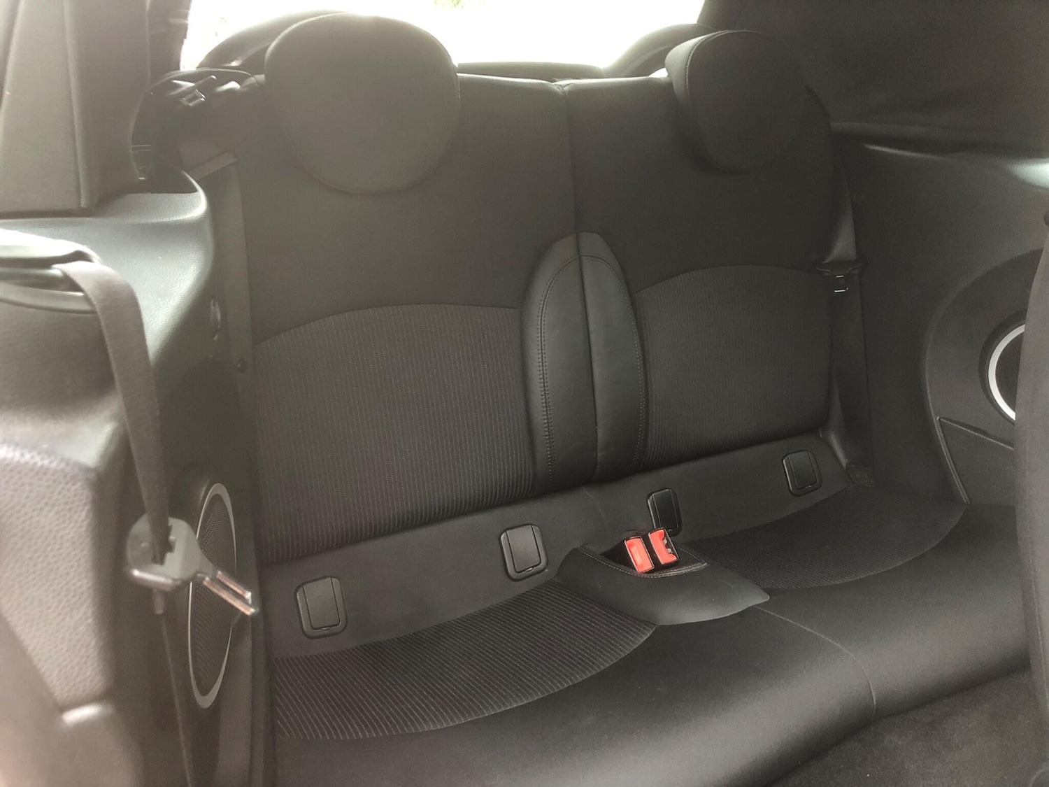 Used MINI Convertible 2011 for sale - 78115306: Photo 16