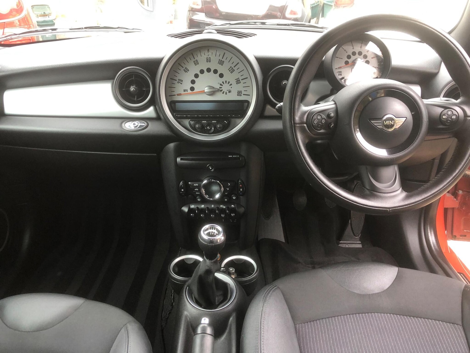 Used MINI Convertible 2011 for sale - 78115306: Photo 18