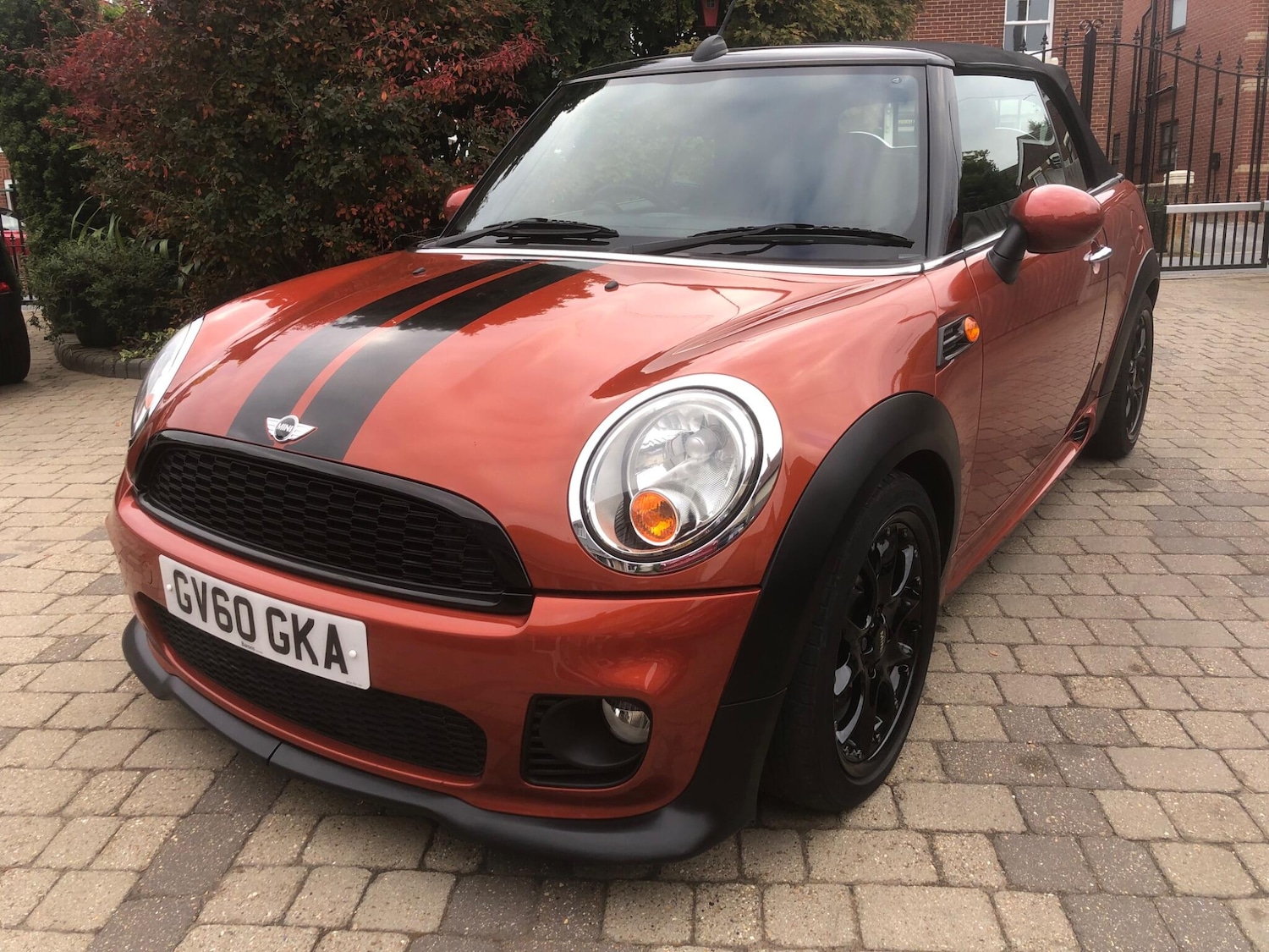 Used MINI Convertible 2011 for sale - 78115306: Photo 31