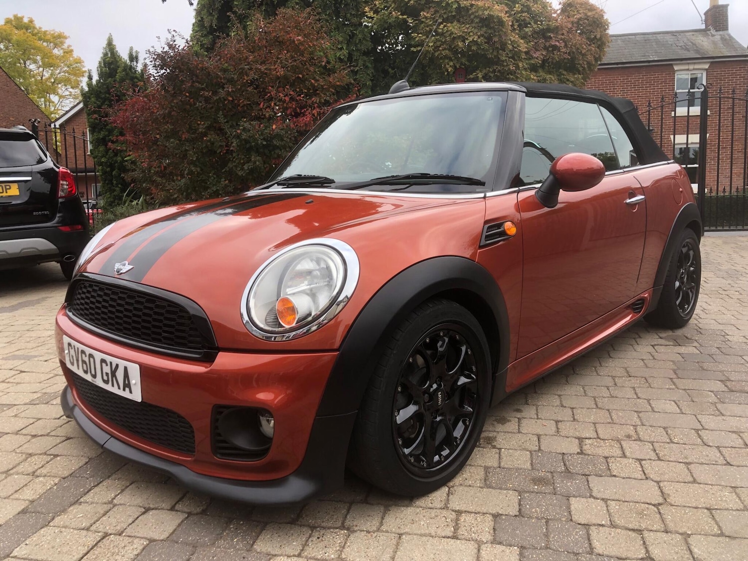 Used MINI Convertible 2011 for sale - 78115306: Photo 35