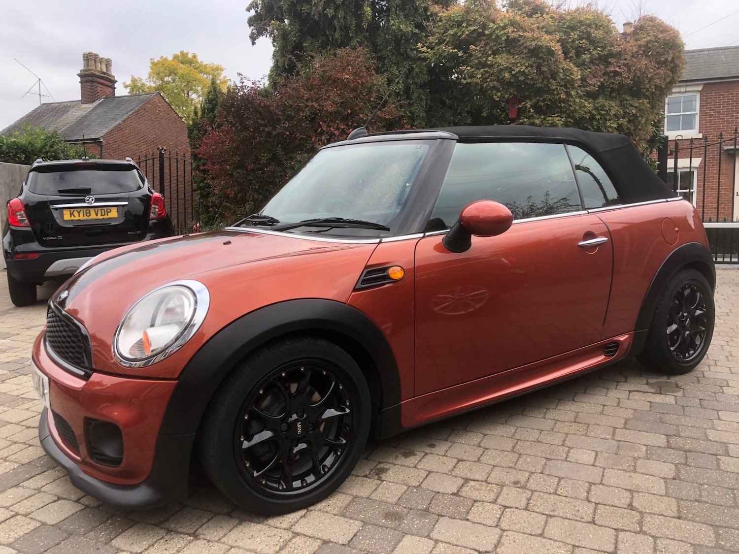 Used MINI Convertible 2011 for sale - 78115306: Photo 36