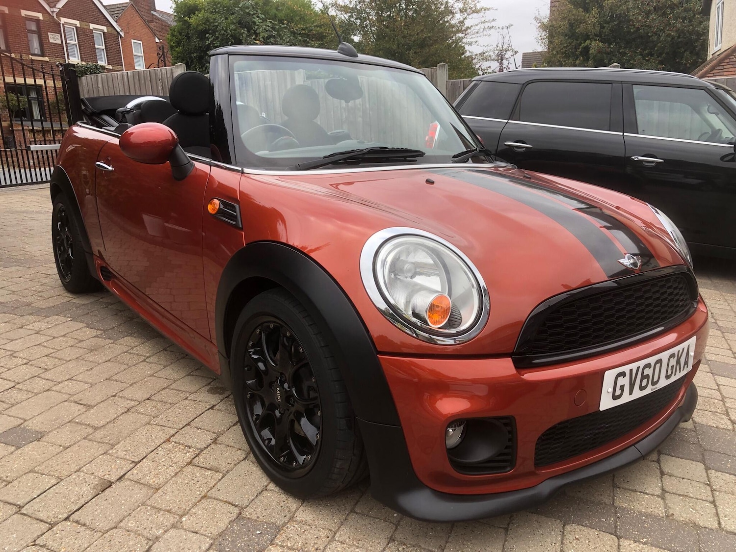 Used MINI Convertible 2011 for sale - 78115306: Photo 5