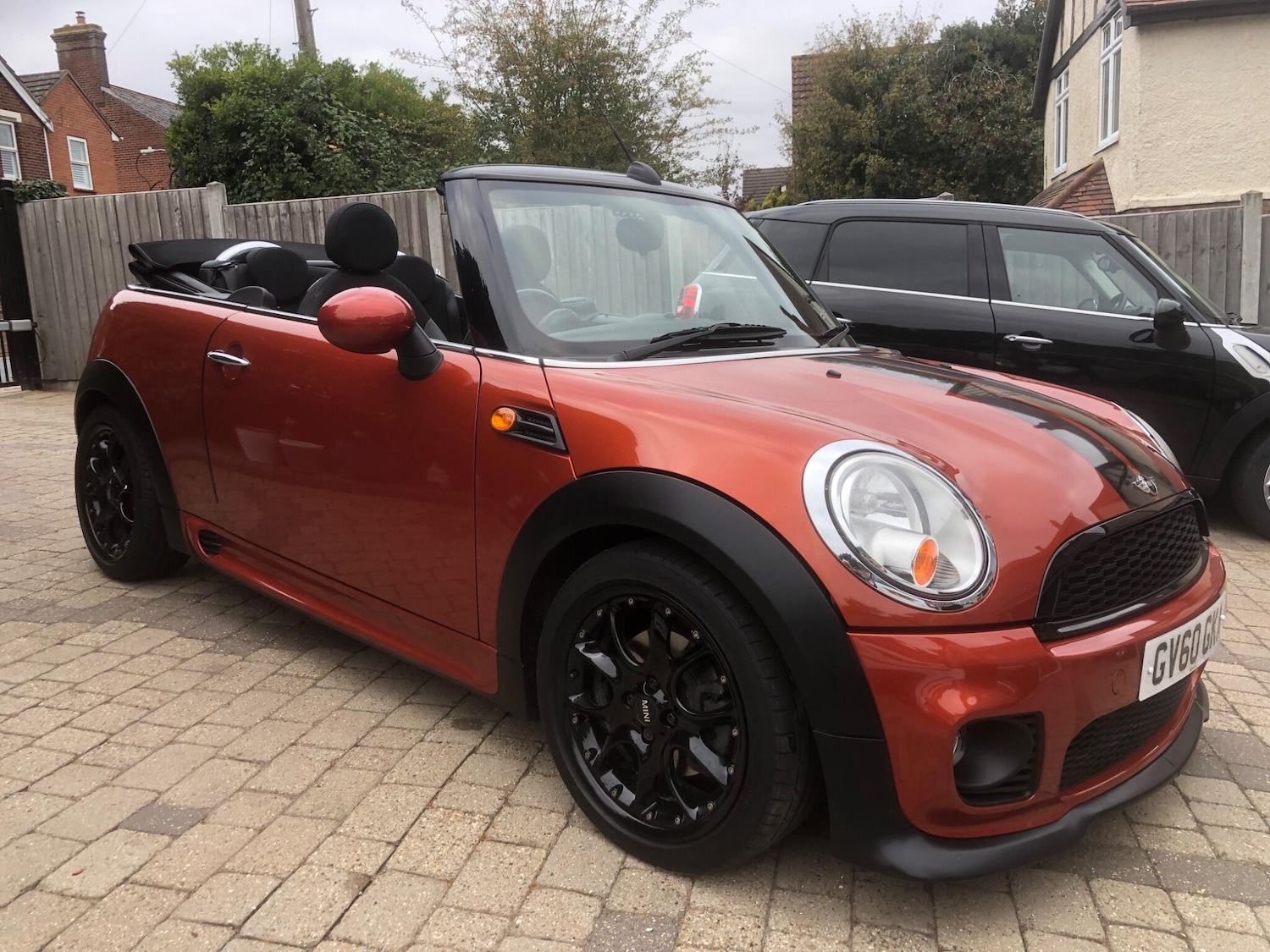 Used MINI Convertible 2011 for sale - 78115306: Photo 9