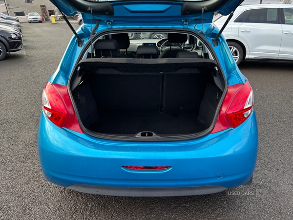 Used Peugeot 208 2012 for sale - 76850761: Photo 9