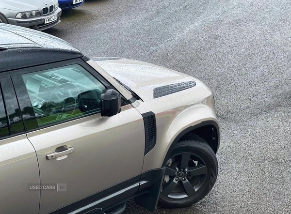 Used Land Rover Defender 2023 for sale - 76399989: Photo 5