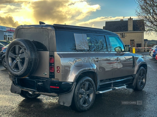 Used Land Rover Defender 2023 for sale - 76399989: Photo 7