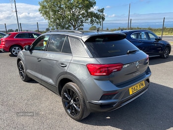 Used Volkswagen T-Roc 2021 for sale - 75601884: Photo