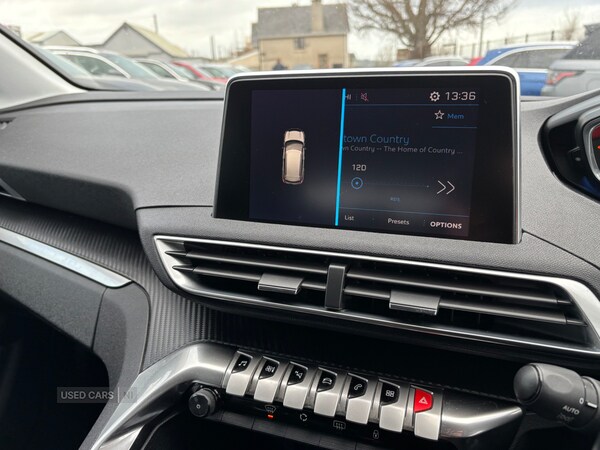 Used Peugeot 3008 2017 for sale - 77388020: Photo 11