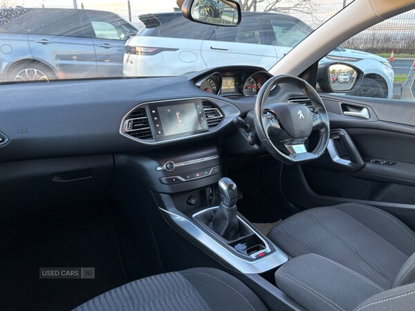 Used Peugeot 308 2015 for sale - 77372278: Photo 6