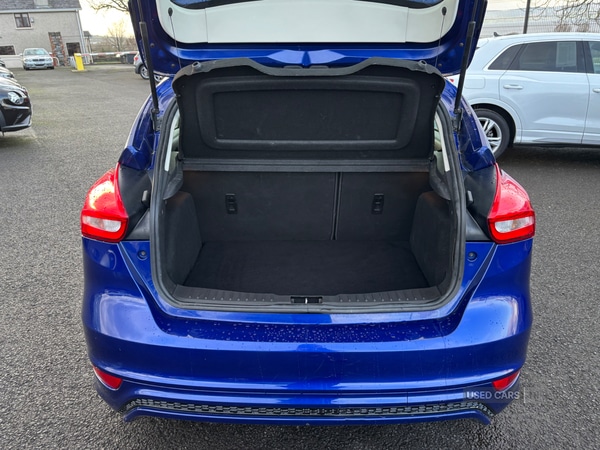 Used Ford Focus 2015 for sale - 76753970: Photo 10