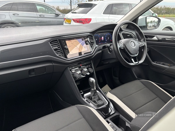 Used Volkswagen T-Roc 2019 for sale - 76315340: Photo 6