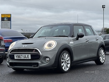 Used MINI Hatch 2018 for sale - 76486360: Photo