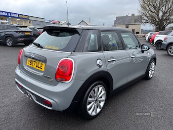 Used MINI Hatch 2018 for sale - 76486360: Photo