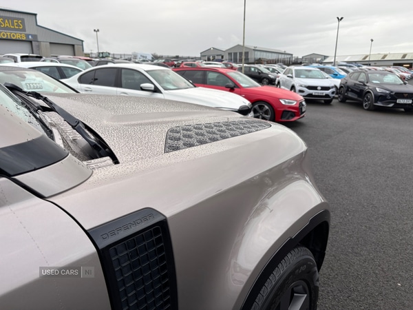 Used Land Rover Defender 2023 for sale - 77009207: Photo 10