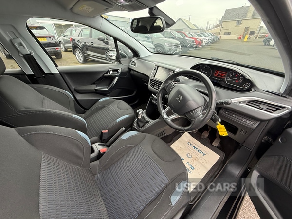 Used Peugeot 208 2015 for sale - 77978569: Photo 5