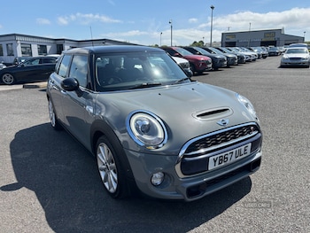 Used MINI Hatch 2018 for sale - 79256578: Photo