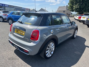 Used MINI Hatch 2018 for sale - 79256578: Photo