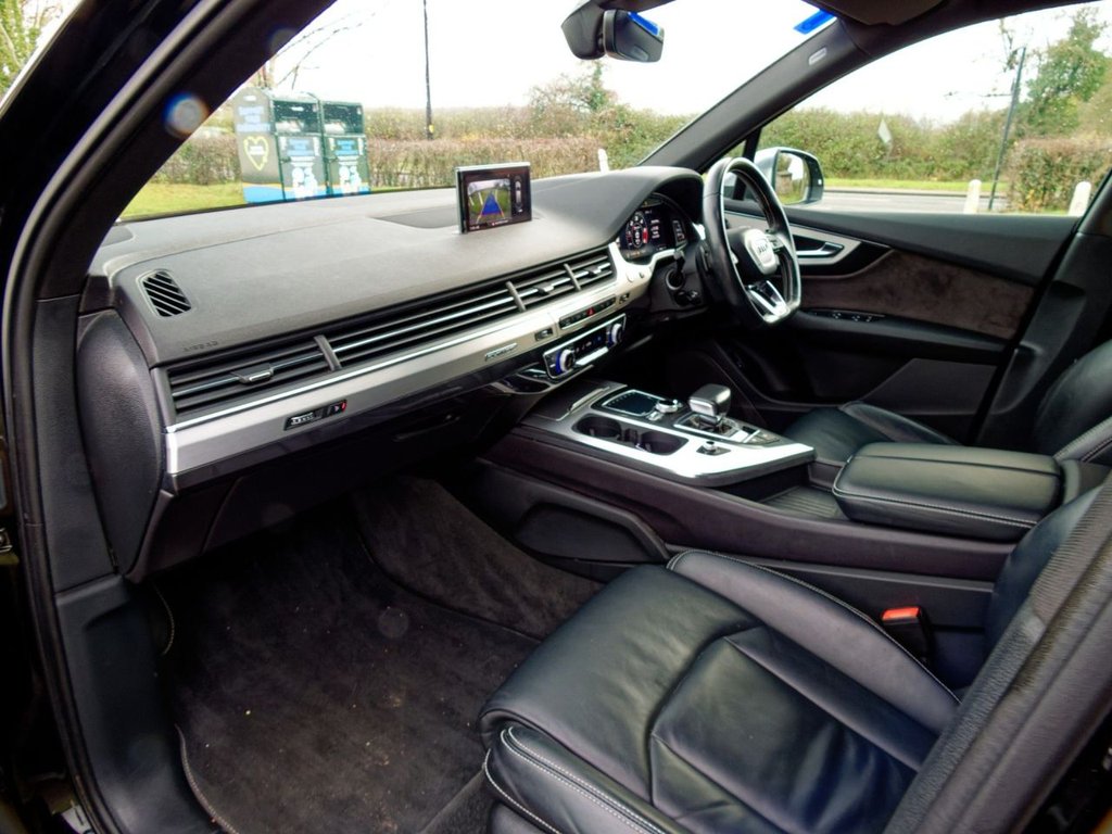 Used Audi Q7 2018 for sale - 76973729: Photo 27