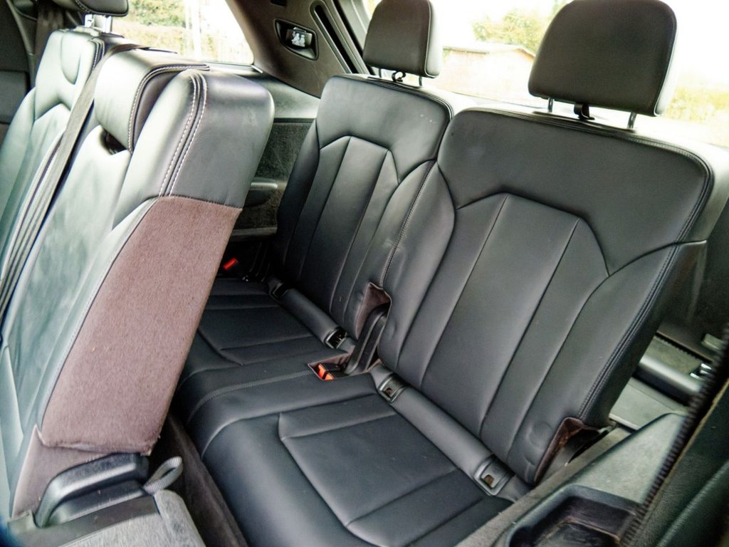 Used Audi Q7 2018 for sale - 76973729: Photo 30