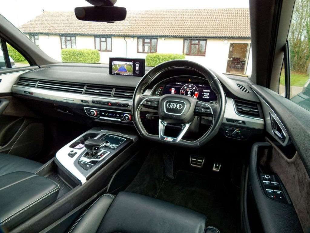 Used Audi Q7 2018 for sale - 76973729: Photo 47