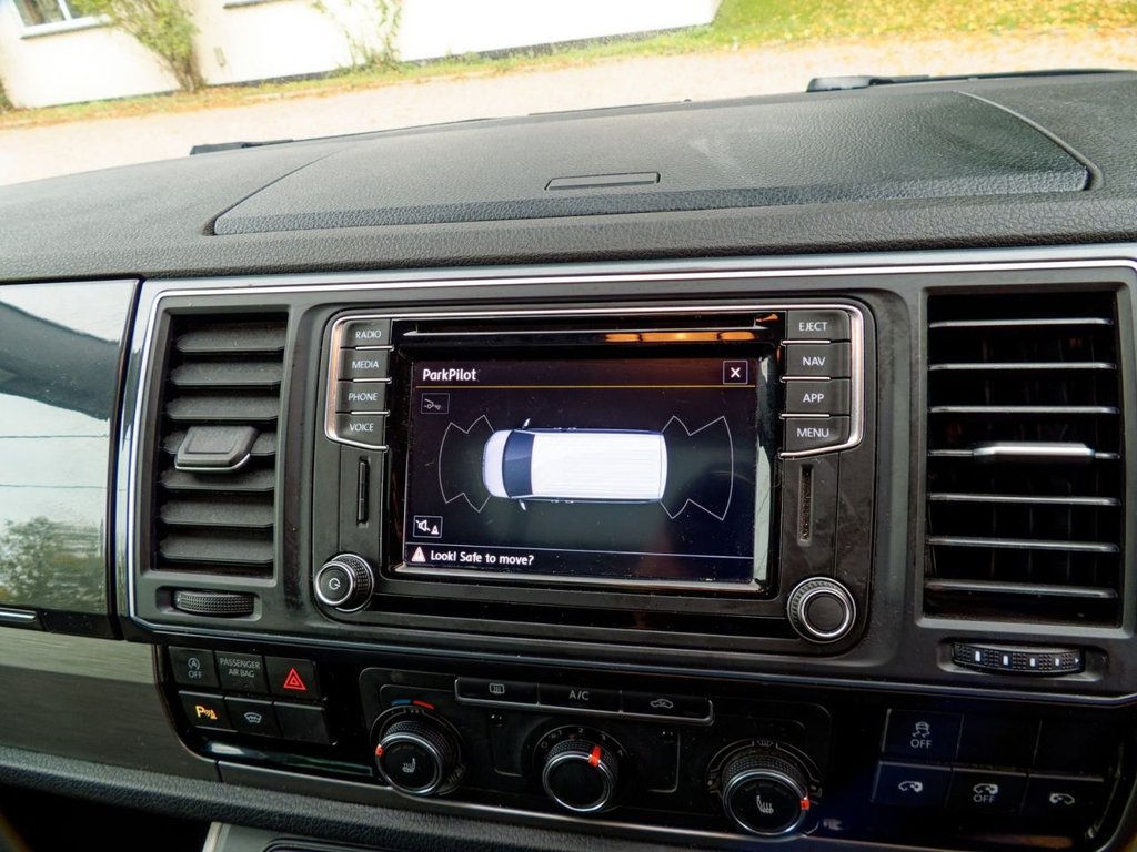 Used Volkswagen Transporter 2019 for sale - 76303455: Photo 43