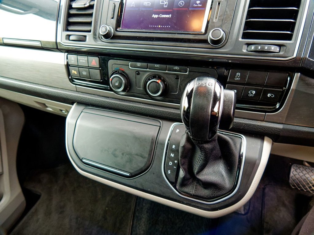 Used Volkswagen Transporter 2019 for sale - 76303455: Photo 47