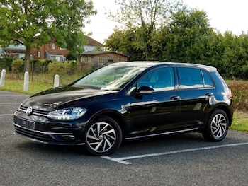 Used Volkswagen Golf 2019 for sale - 75896922: Photo
