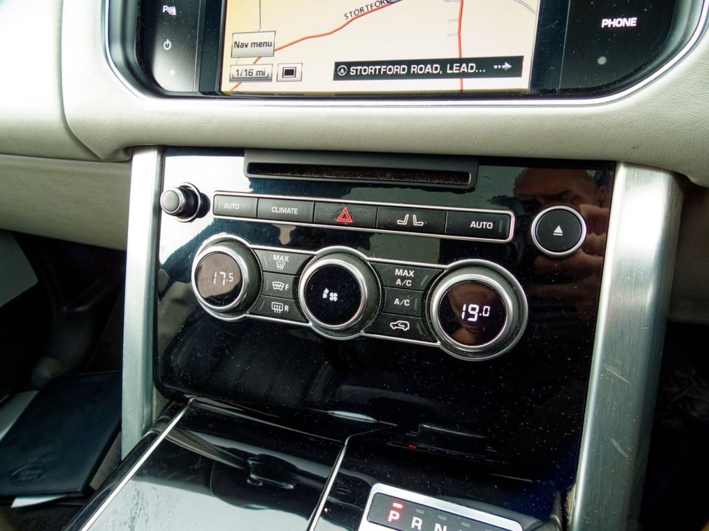 Used Land Rover Range Rover 2015 for sale - 76323662: Photo 43