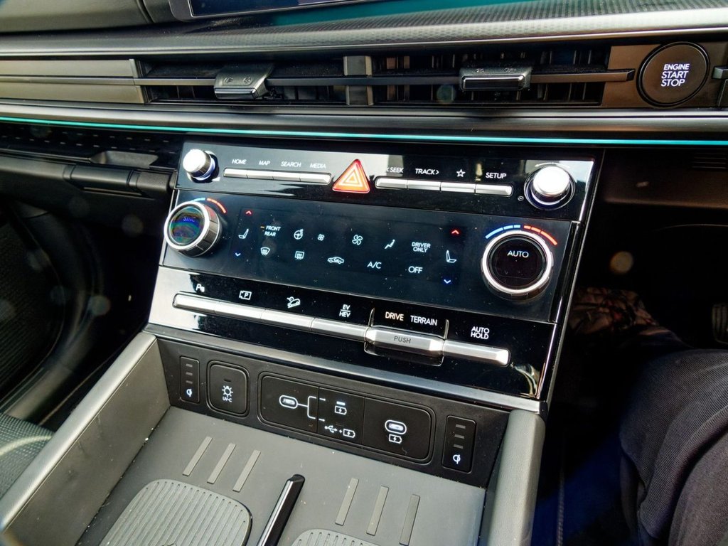 Used Hyundai Santa Fe 2024 for sale - 77072686: Photo 45