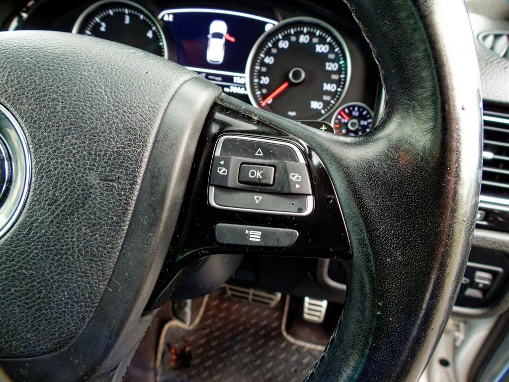 Used Volkswagen Touareg 2013 for sale - 76162803: Photo 38
