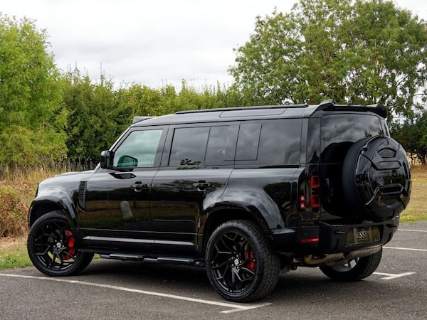 Used Land Rover Defender 2025 for sale - 75703690: Photo 11