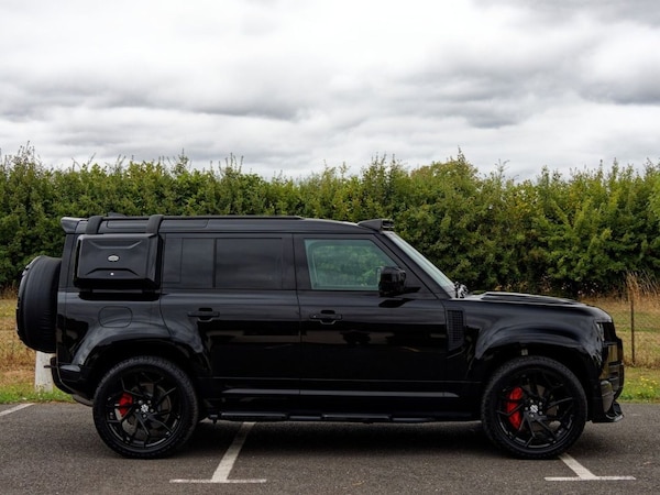 Used Land Rover Defender 2025 for sale - 75703690: Photo 7