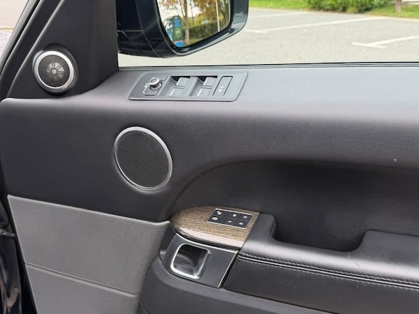 Used Land Rover Range Rover Sport 2016 for sale - 76323359: Photo 18