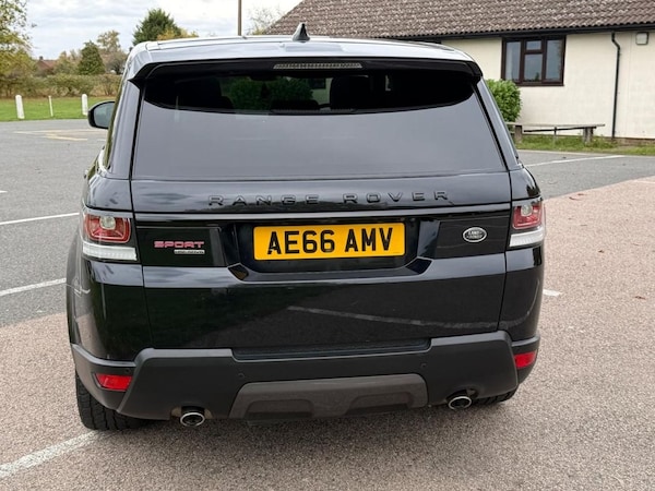 Used Land Rover Range Rover Sport 2016 for sale - 76323359: Photo 9