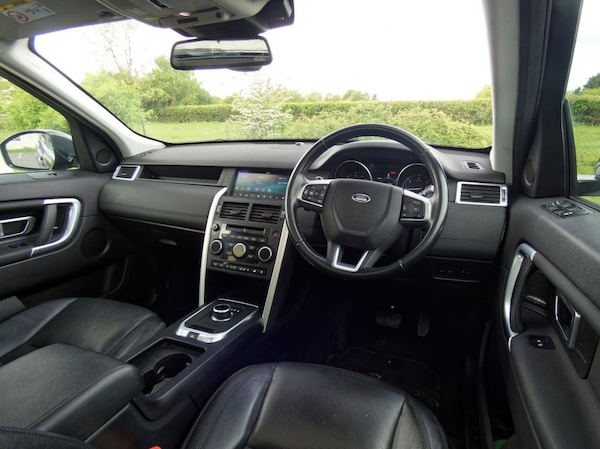 Used Land Rover Discovery Sport 2017 for sale - 68190882: Photo 30
