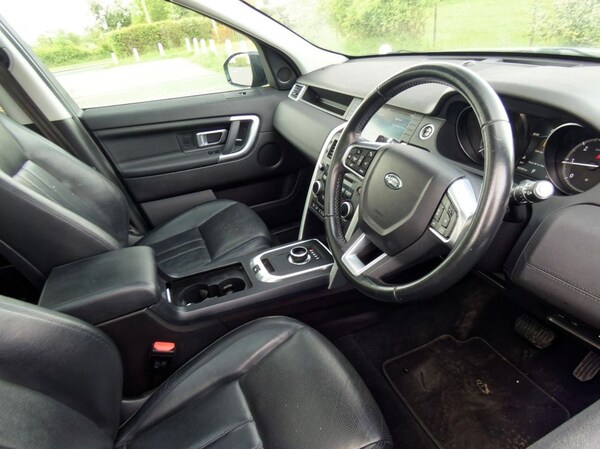 Used Land Rover Discovery Sport 2017 for sale - 68190882: Photo 33