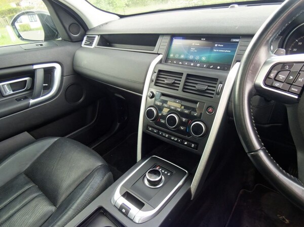 Used Land Rover Discovery Sport 2017 for sale - 68190882: Photo 34