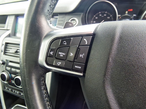 Used Land Rover Discovery Sport 2017 for sale - 68190882: Photo 35