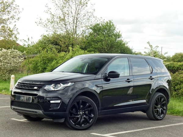 Used Land Rover Discovery Sport 2017 for sale - 68190882: Photo 4