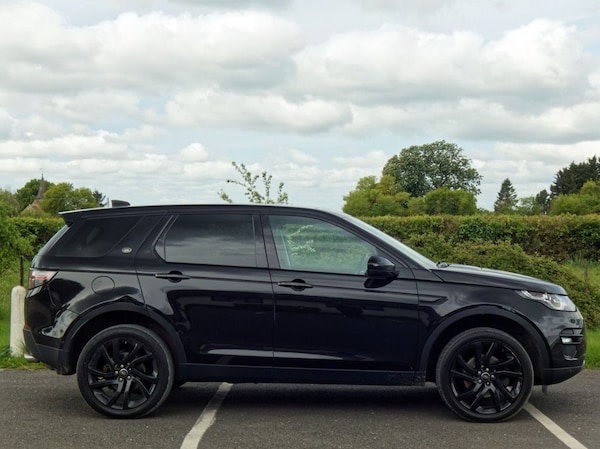 Used Land Rover Discovery Sport 2017 for sale - 68190882: Photo 7