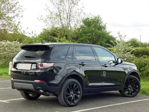 Used Land Rover Discovery Sport 2017 for sale - 68190882: Photo 8