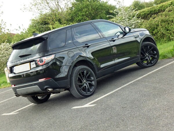 Used Land Rover Discovery Sport 2017 for sale - 68190882: Photo 9