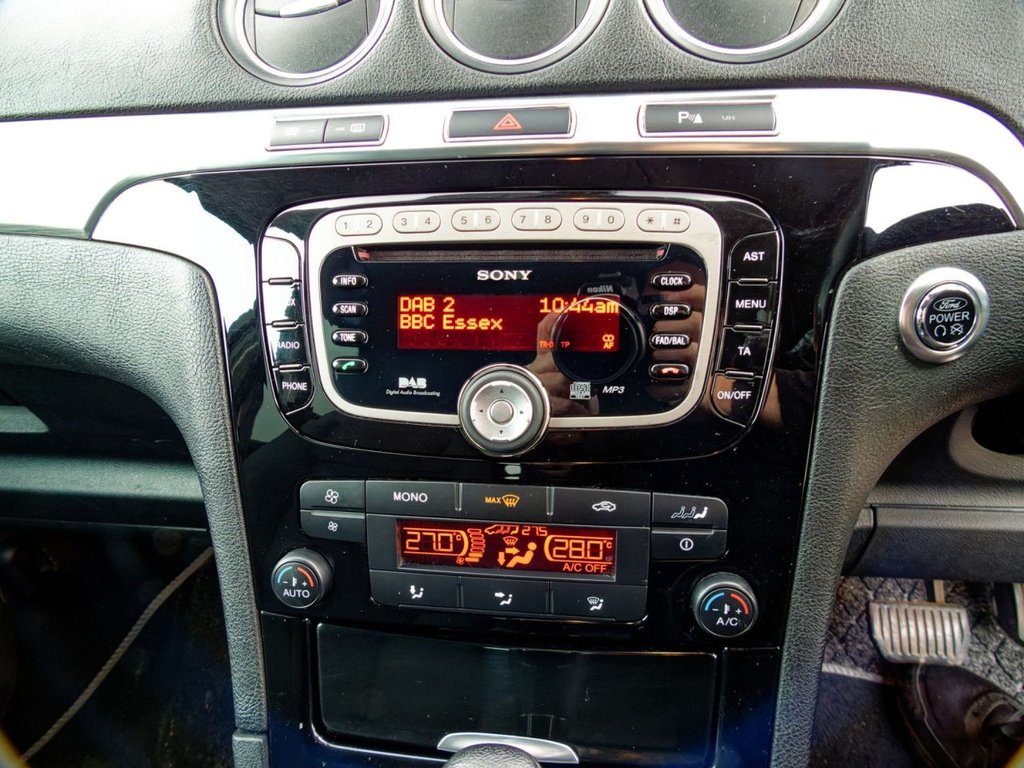 Used Ford Galaxy 2015 for sale - 77171892: Photo 41