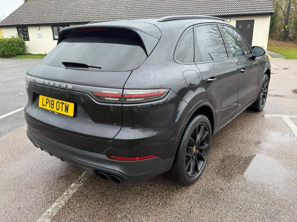 Used Porsche Cayenne 2018 for sale - 76686586: Photo 10