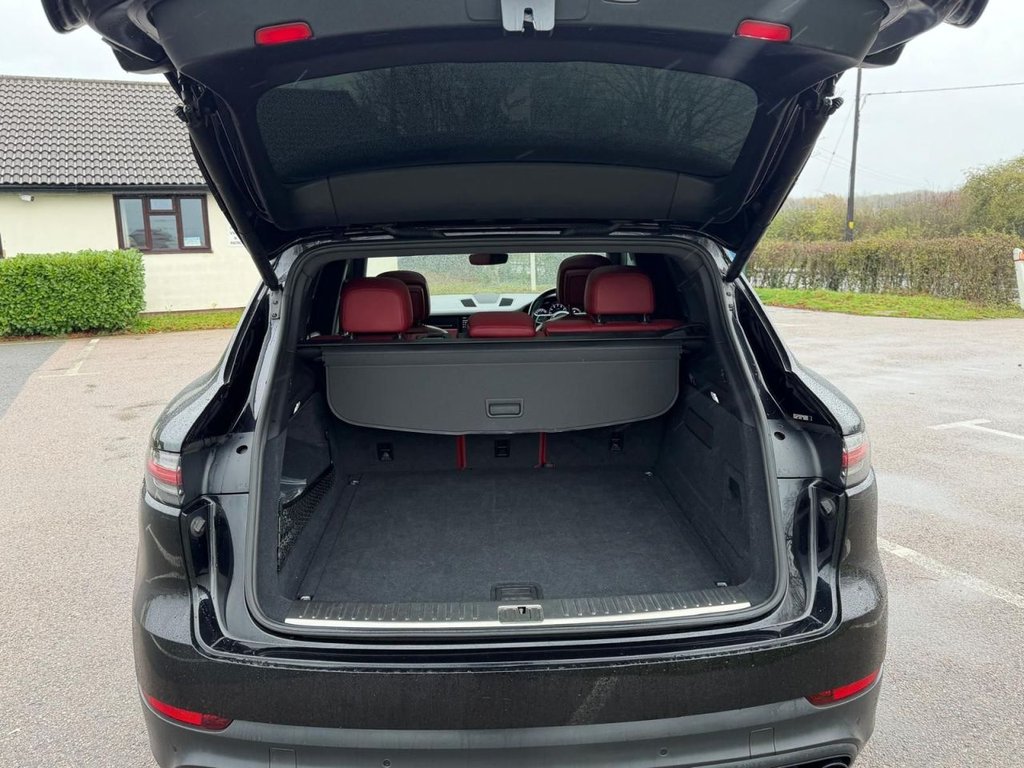 Used Porsche Cayenne 2018 for sale - 76686586: Photo 14